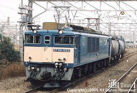 EF64 1022