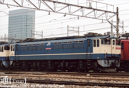 EF65 1064